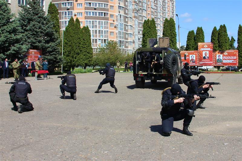 ОМОН на транспорте Главного управления Росгвардии по Краснодарскому краю отметил свое 25-летие