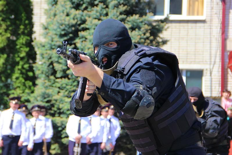 ОМОН на транспорте Главного управления Росгвардии по Краснодарскому краю отметил свое 25-летие