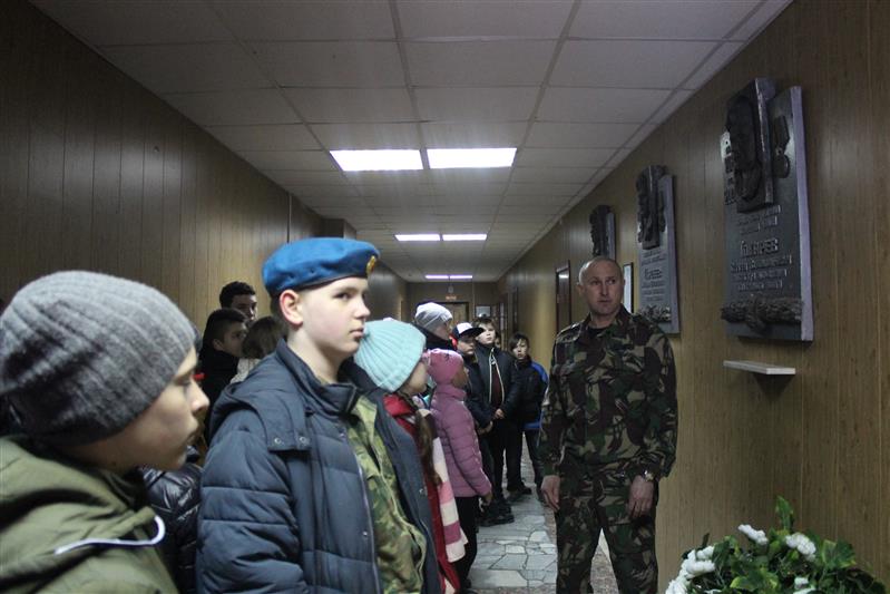 ОМОН Отдела Росгвардии по Орловской области открыл свои двери для школьников 