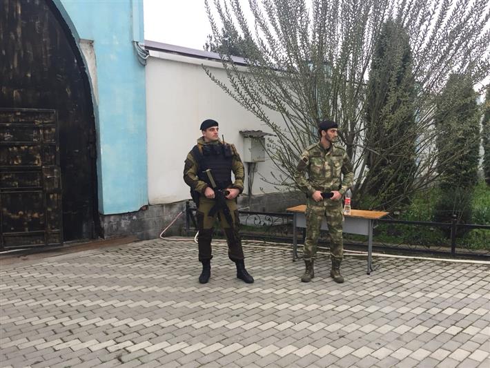 Военнослужащие и сотрудники Росгвардии совместно с полицией обеспечили правопорядок во время празднования Пасхи в регионах Северо-Кавказского федерального округа