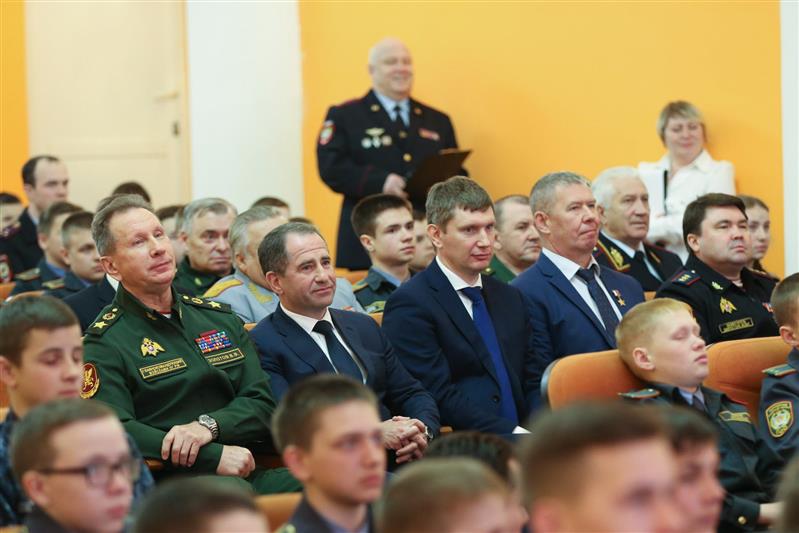 Директор Росгвардии подписал соглашение об оказании поддержки Пермскому кадетскому корпусу имени Героя России Федора Кузьмина (фото, видео)