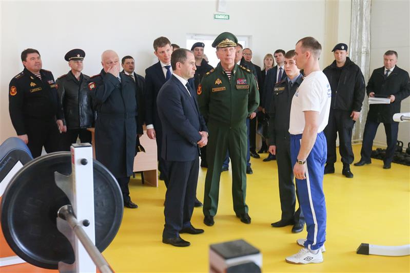 Директор Росгвардии подписал соглашение об оказании поддержки Пермскому кадетскому корпусу имени Героя России Федора Кузьмина (фото, видео)
