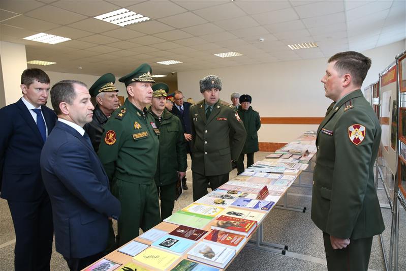 Директор Росгвардии подписал соглашение об оказании поддержки Пермскому кадетскому корпусу имени Героя России Федора Кузьмина (фото, видео)