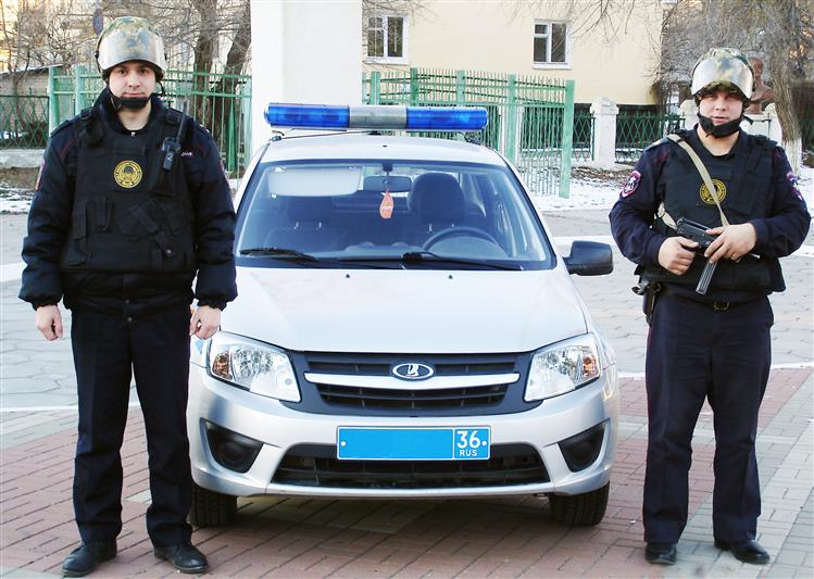 В Воронежской области сотрудники Росгвардии задержали преступника и нашли пропавшего ребенка