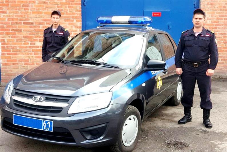 Донские росгвардейцы оказали помощь пострадавшему в ДТП