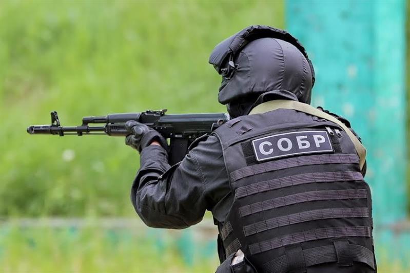 При силовой поддержке карельского СОБР задержаны поставщики контрафактного алкоголя
