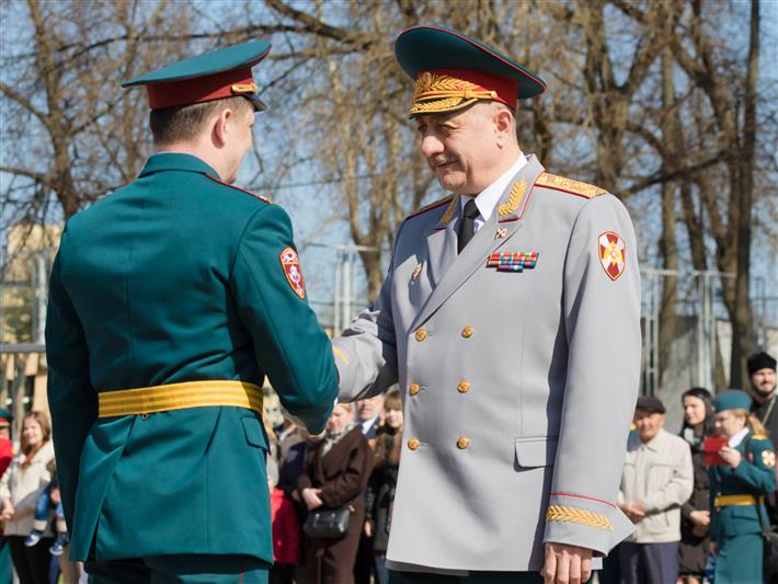 В Москве открыта мемориальная доска, посвященная столетию полка охраны и обеспечения управления Центрального округа Росгвардии