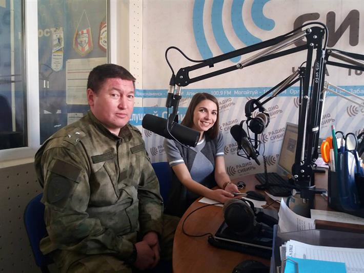 Служебная деятельность ОМОН «Коршун» стала темой очередного выпуска утреннего шоу на радио «Сибирь – Чита» 