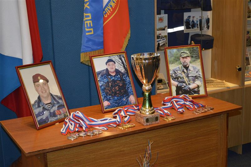 В Архангельске состоялся открытый турнир по практической стрельбе памяти погибших сотрудников СОБР