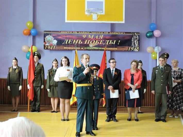В Челябинске сотрудники Росгвардии приняли участие в торжественном митинге, посвященном празднованию великой Победы