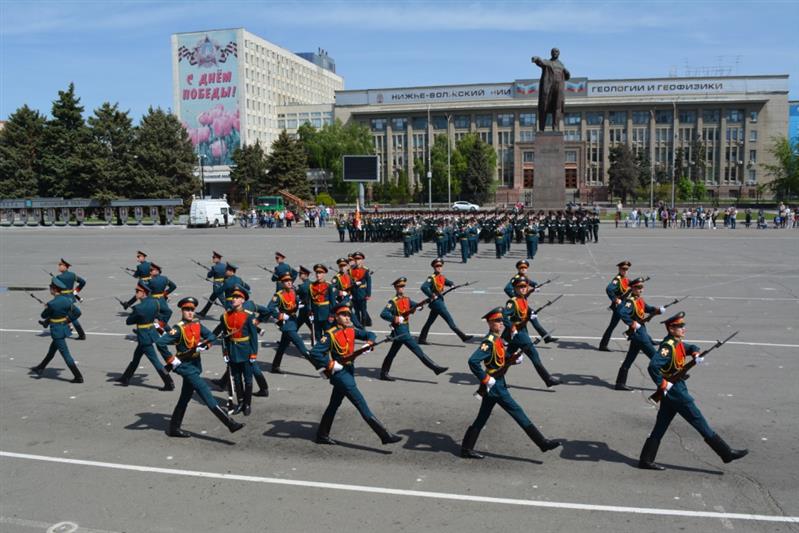В Саратове прошла городская военно-патриотическая акция