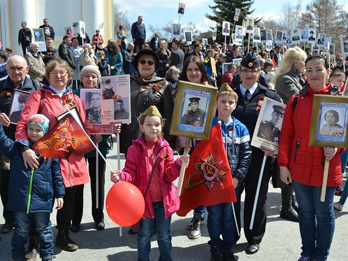 В День Победы омские росгвардейцы приняли участие в акции «Бессмертный полк» 