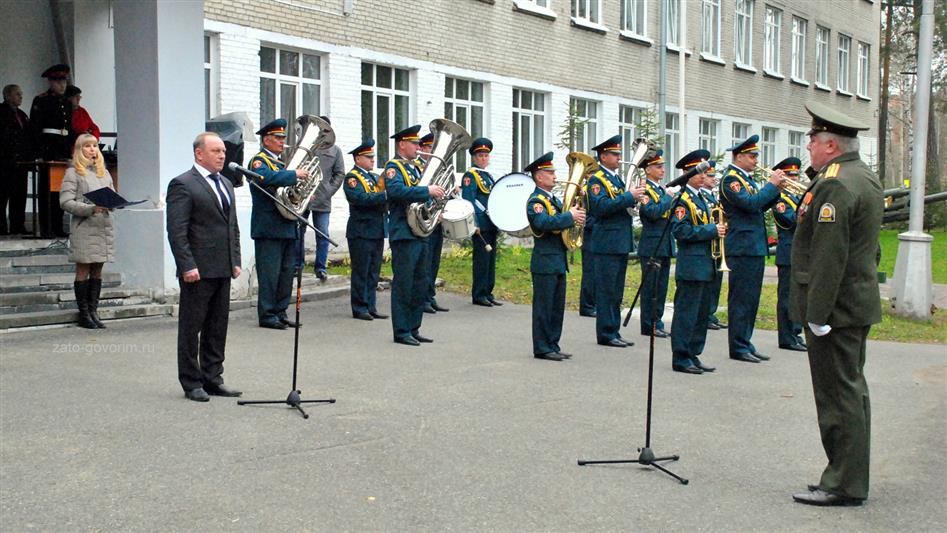 Кадеты Северского кадетского корпуса простились со знаменем учебного заведения  