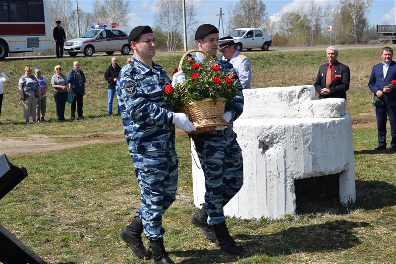Участники Приволжского этапа автопробега Росгвардии «Вахта памяти. Сыны Великой Победы» побывали на Горьковском рубеже обороны