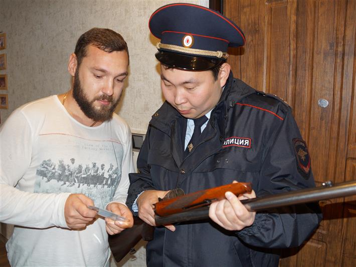 За четыре месяца сотрудники Росгвардии изъяли у жителей Приангарья более двух тысяч единиц оружия, хранившегося с нарушениями установленных правил 