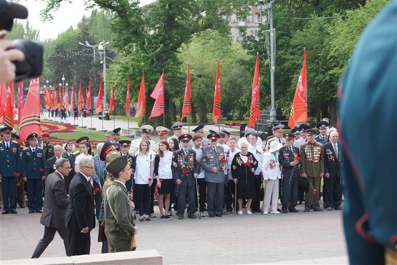 Начальник Управления Росгвардии по Волгоградской области принял участие в мероприятии, посвященном памяти защитников Отечества