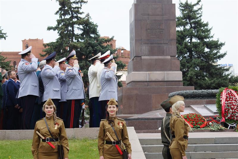 Начальник Управления Росгвардии по Волгоградской области принял участие в мероприятии, посвященном памяти защитников Отечества