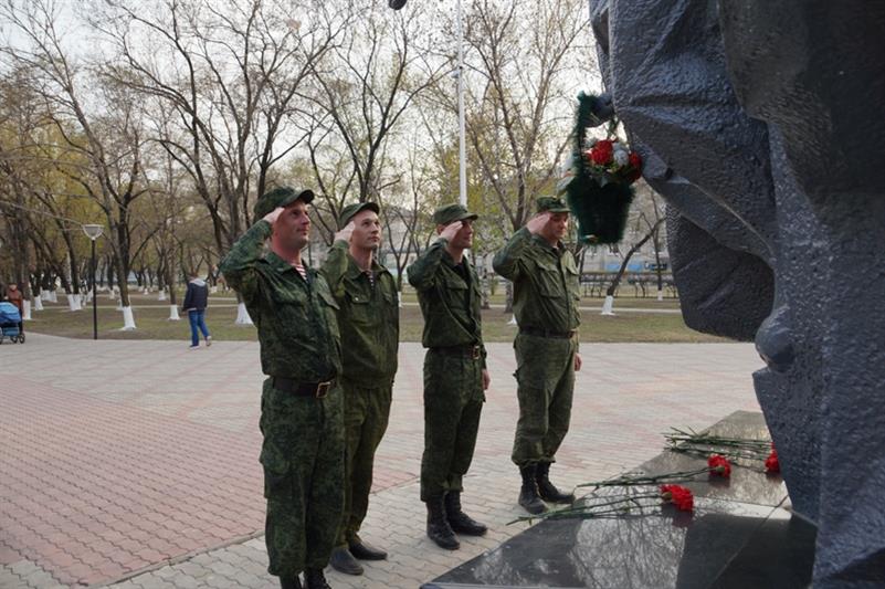 СОТРУДНИКИ ОТДЕЛА РОСГВАРДИИ ПО АМУРСКОЙ ОБЛАСТИ ПРИНЯЛИ УЧАСТИЕ В АВТОПРОБЕГЕ «ВАХТА ПАМЯТИ. СЫНЫ ВЕЛИКОЙ ПОБЕДЫ»