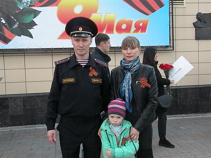 В День Победы омские росгвардейцы приняли участие в акции «Бессмертный полк»