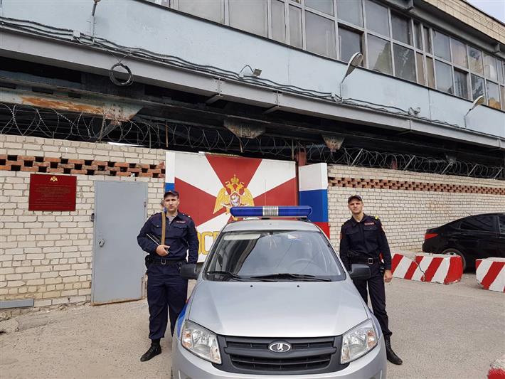 Волгоградские росгвардейцы задержали подозреваемых в разбое и кражах