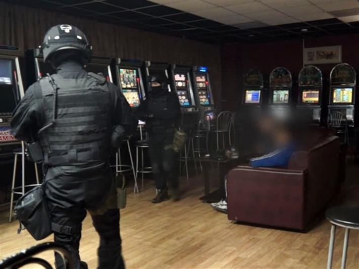 В Бурятии при силовой поддержке бойцов СОБР Росгвардии пресечена деятельность организованной преступной группы