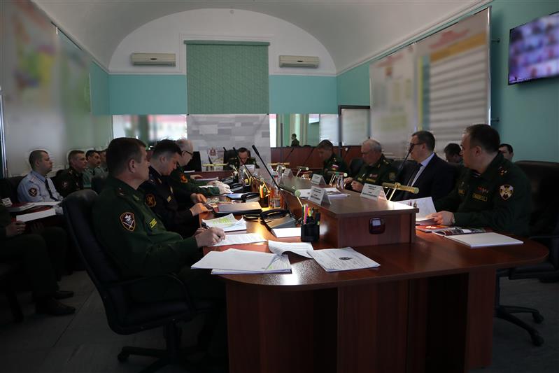 В Северо-Западном округе войск национальной гвардии РФ прошло заседание военного совета
