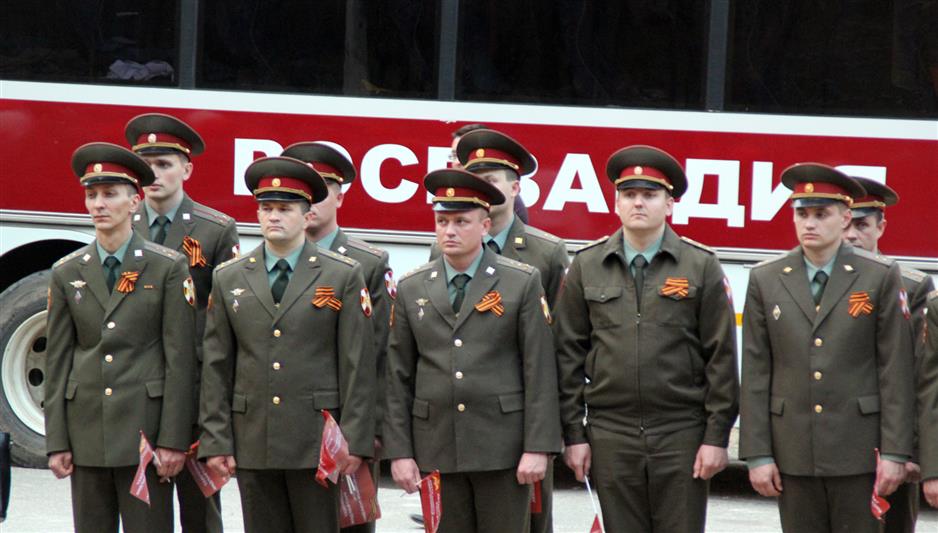 Приволжцы, участвующие во Всероссийском памятном автопробеге Росгвардии, посетили Сурский рубеж обороны и Саранское мемориальное кладбище (фото, видео) 