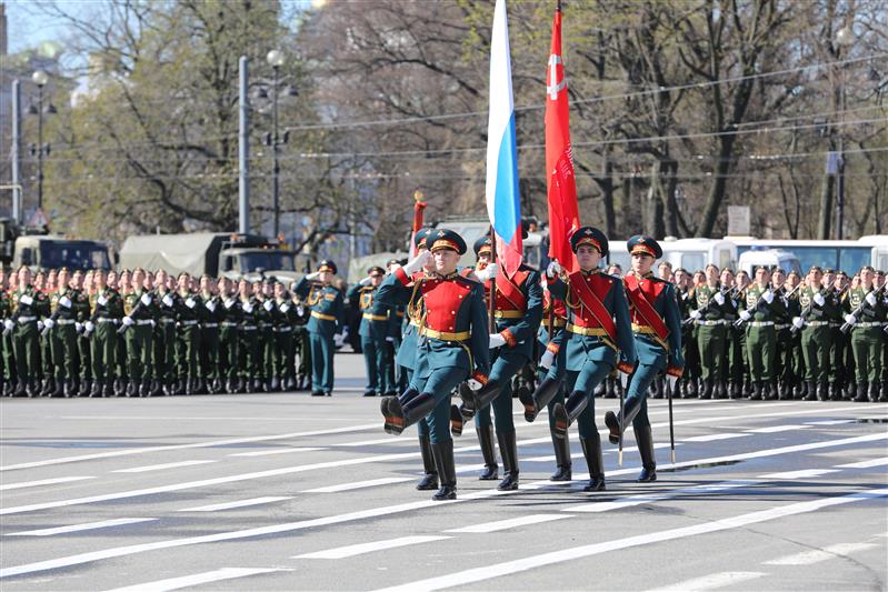 В Санкт-Петербурге на Дворцовой площади прошла генеральная репетиция Парада Победы