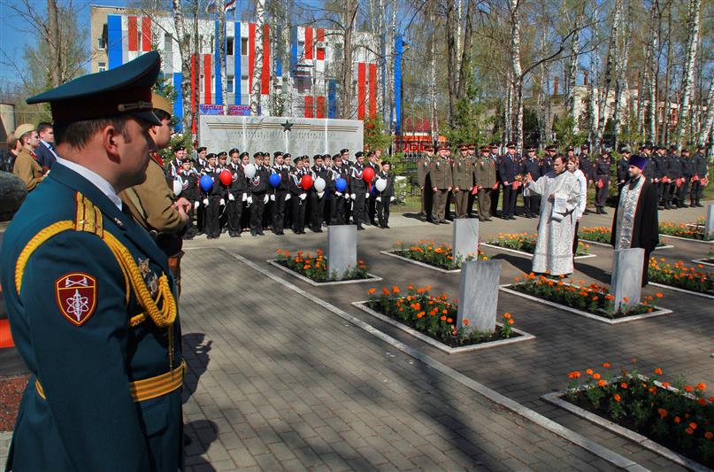 Приволжцы, участвующие во Всероссийском памятном автопробеге Росгвардии, посетили Сурский рубеж обороны и Саранское мемориальное кладбище (фото, видео) 