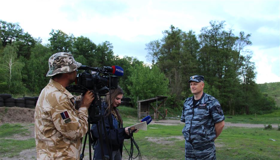 Журналисты посетили полевой лагерь ОМОН под Воронежем (фото, видео)