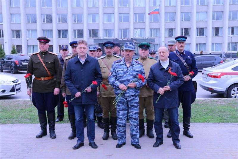 В третий день пути автопробега Росгвардии « Вахта памяти. Сыны Великой Победы» автоколонна прибыла в город Кингисепп Ленинградской области 