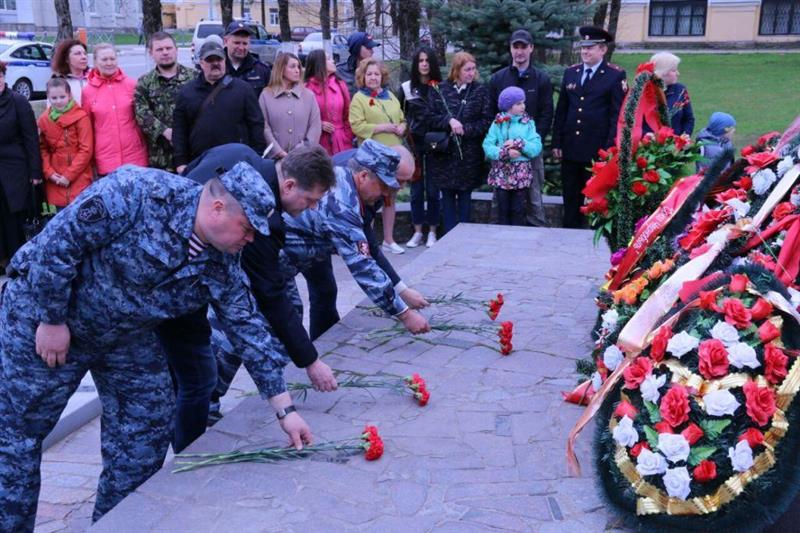 В третий день пути автопробега Росгвардии « Вахта памяти. Сыны Великой Победы» автоколонна прибыла в город Кингисепп Ленинградской области 