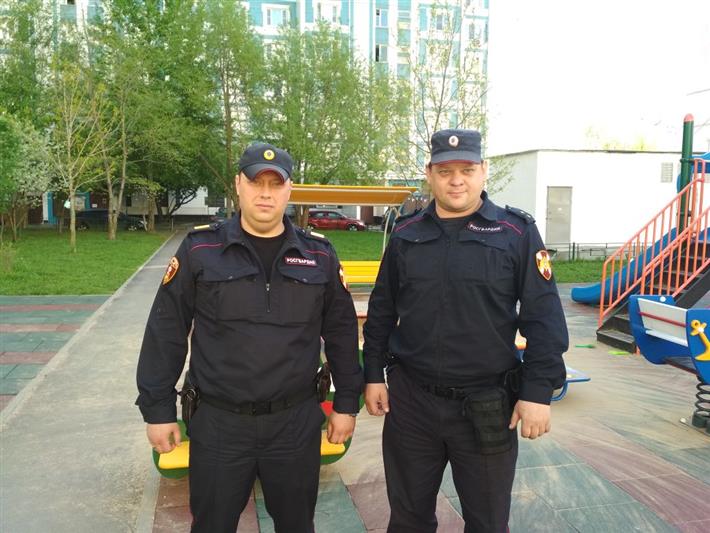 В течение получаса столичные росгвардейцы разыскали ребенка, пропавшего с детской площадки в Новой Москве