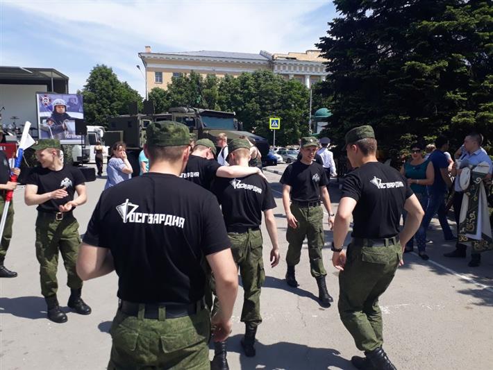 Финалисты конкурса «Солдаты антитеррора» приняли участие в мероприятиях, посвящённых празднованию Дня города Новочеркасска