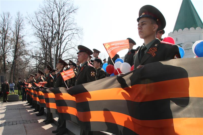 В Нижнем Новгороде стартовал приволжский этап автопробега Росгвардии «Вахта памяти. Сыны Великой Победы» (фото, видео)