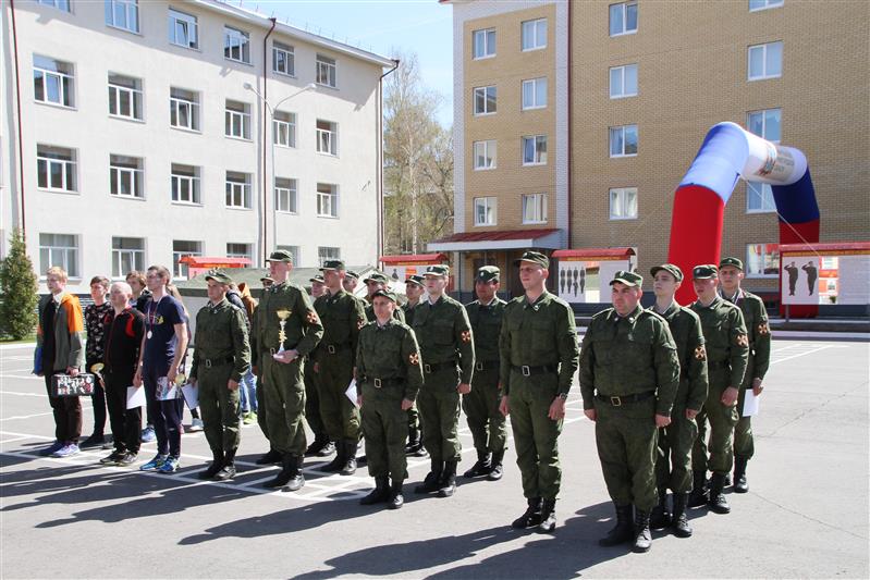 Военнослужащие Приволжского округа Росгвардии приняли участие в отборочном туре соревнований по лазер-ран