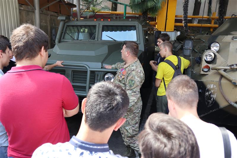Сочинский ОМОН открыл свои двери для студентов