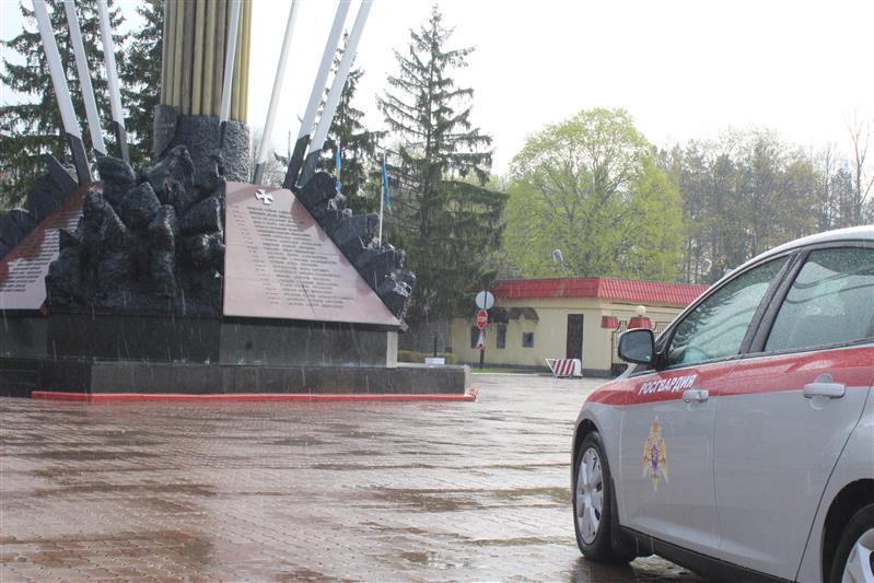 Участники автопробега «Вахта памяти. Сыны Великой Победы» прибыли в город воинской славы Псков