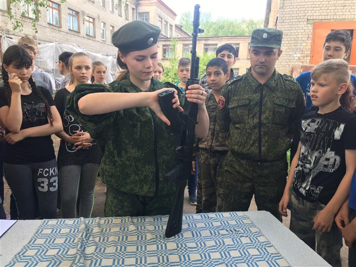 В Иванове и Костроме прошли патриотические акции, приуроченные ко Дню защиты детей