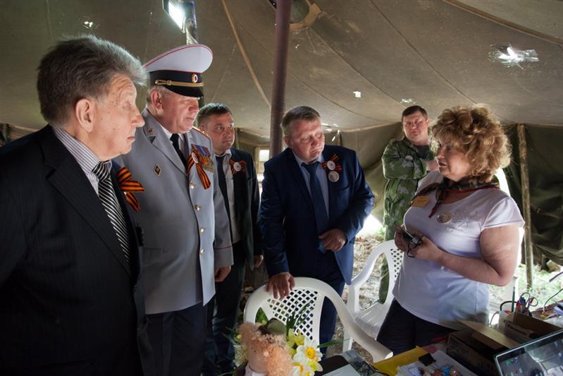 Участники автопробега Росгвардии «Вахта памяти. Сыны Великой Победы» посетили места воинской славы в Смоленской области 
