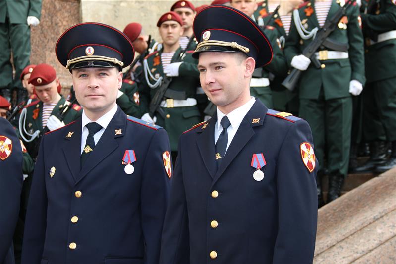 В УПРАВЛЕНИИ СЕВЕРО-ЗАПАДНОГО ОКРУГА ВОЙСК НАЦИОНАЛЬНОЙ ГВАРДИИ РОССИЙСКОЙ ФЕДЕРАЦИИ ПРОШЛО ТОРЖЕСТВЕННОЕ НАГРАЖДЕНИЕ ЛИЧНОГО СОСТАВА ПАРАДНОГО РАСЧЕТА