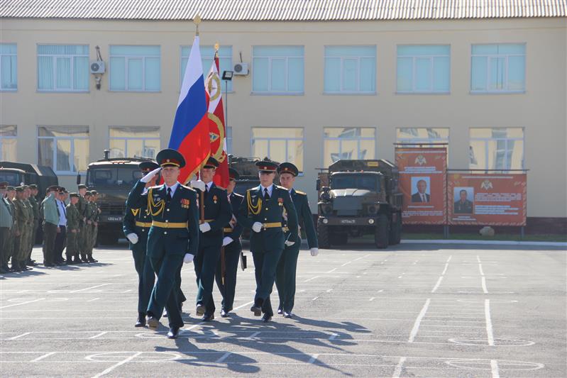 В Астрахани военнослужащие и ветераны батальона оперативного назначения Росгвардии отпраздновали День образования воинской части