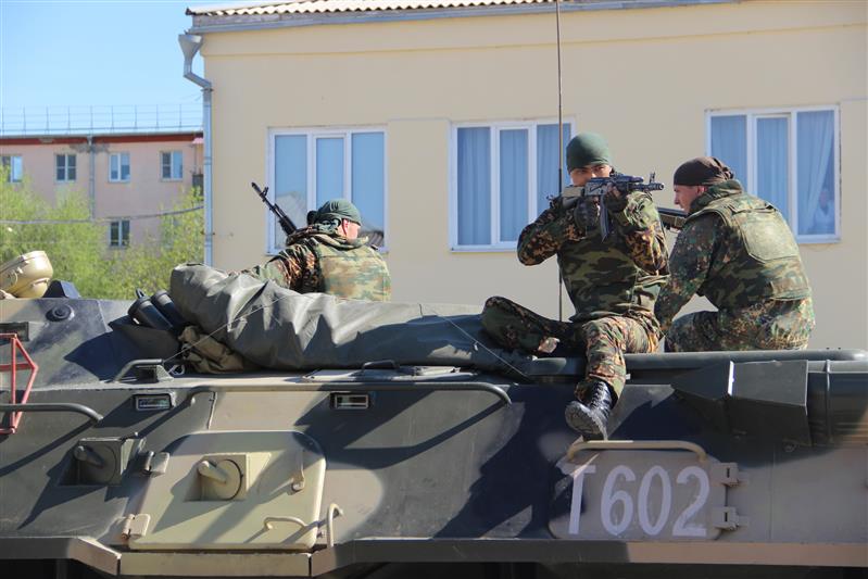В Астрахани военнослужащие и ветераны батальона оперативного назначения Росгвардии отпраздновали День образования воинской части