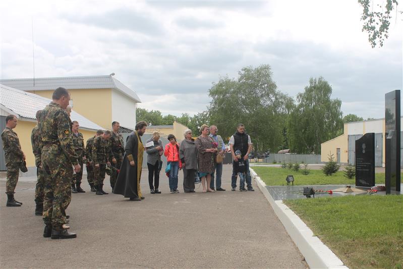 В Казани военнослужащие отряда специального назначения «Барс» почтили память сослуживцев, погибших при исполнении воинского долга