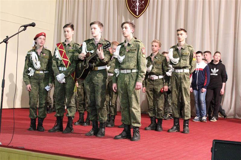 Кировские школьники приняли участие в конкурсе «Юный росгвардеец», посвященном 100-летию со дня рождения генерала армии Ивана Яковлева 