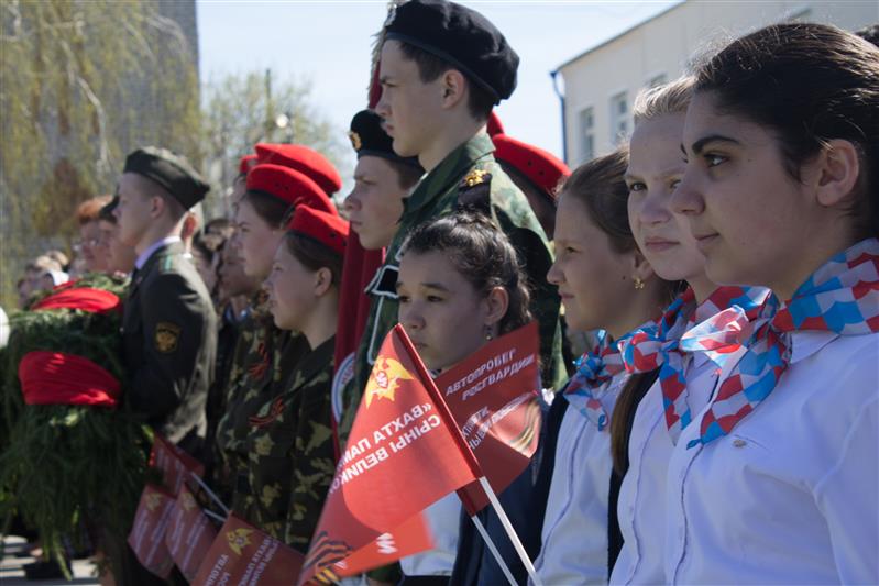Участники Приволжского этапа автопробега Росгвардии «Вахта памяти. Сыны Великой Победы» посетили памятные места Чувашии