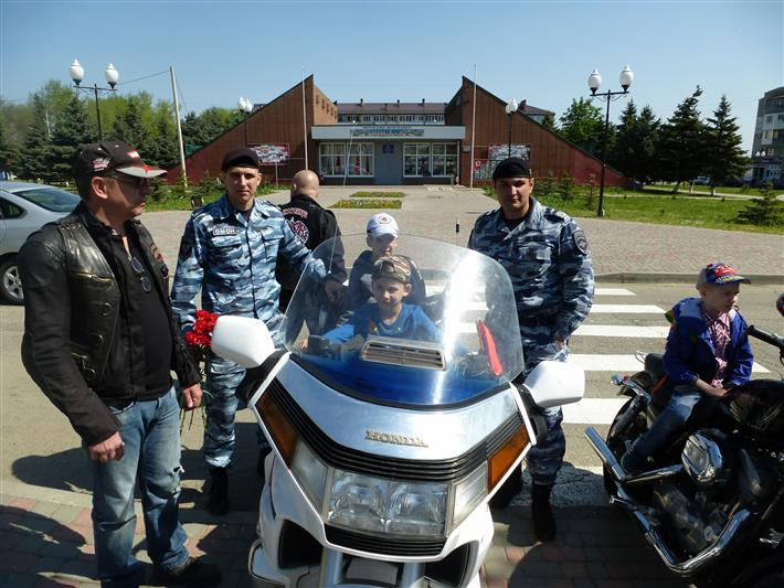Ставропольские росгвардейцы присоединились к всероссийскому автопробегу «Вахта памяти. Сыны Великой Победы»