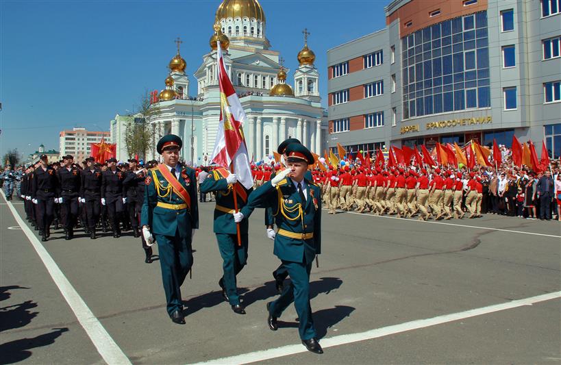 В Приволжском федеральном округе подразделения Росгвардии приняли участие в парадах и праздничных шествиях, посвящённых 73-й годовщине Победы в Великой Отечественной войне