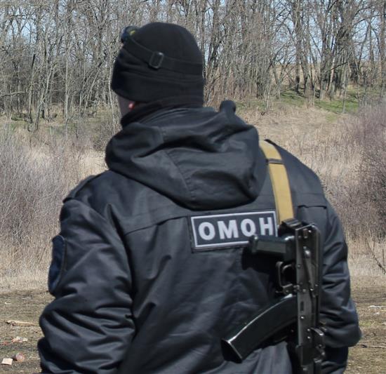 В Ростовской области при силовой поддержке ОМОН Росгвардии пресечена незаконная деятельность рыболовецкой бригады