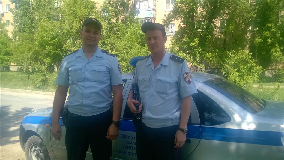 В Волжском росгвардейцы за одни сутки задержали подозреваемых в краже и грабеже